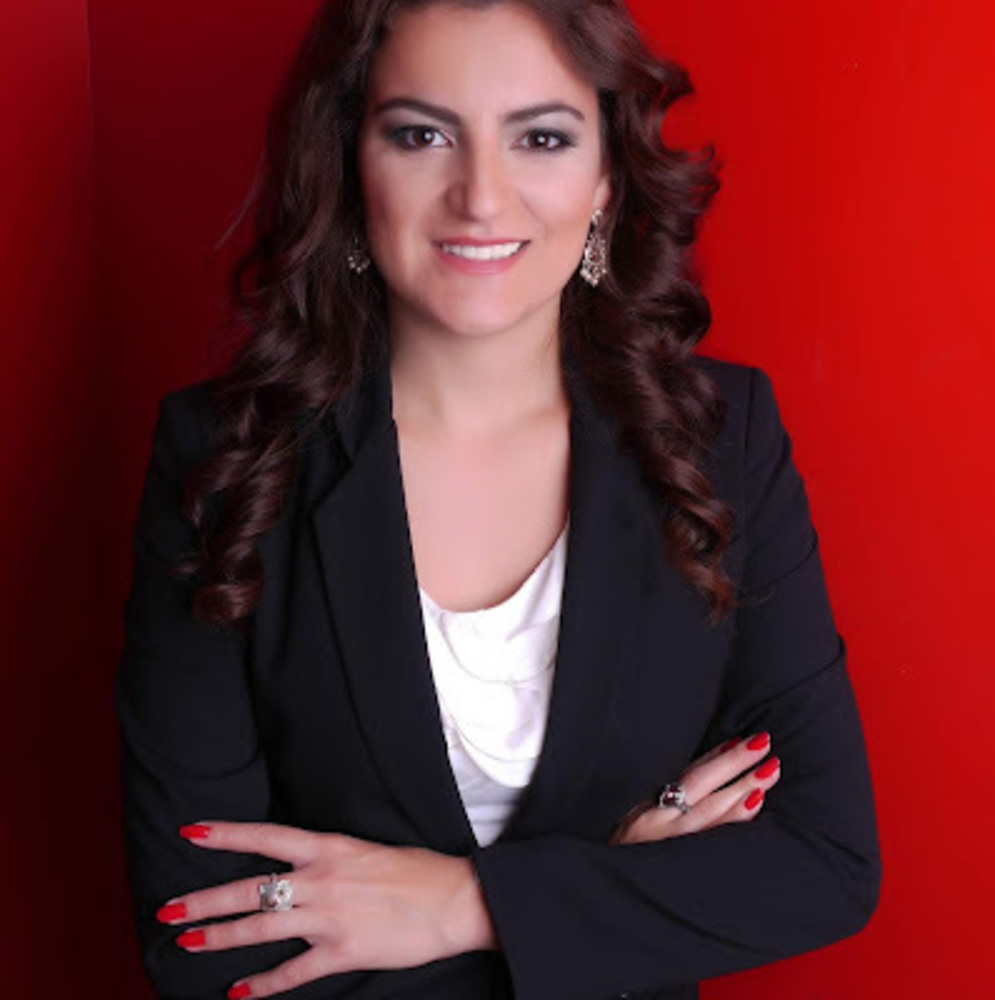 Meet your Posher, Valeria j